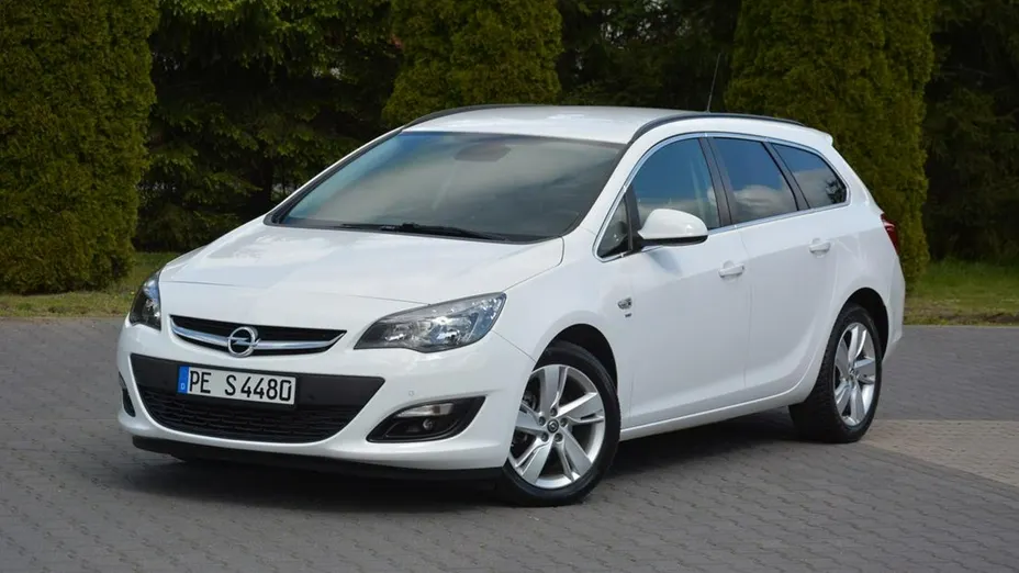 OPEL Astra -