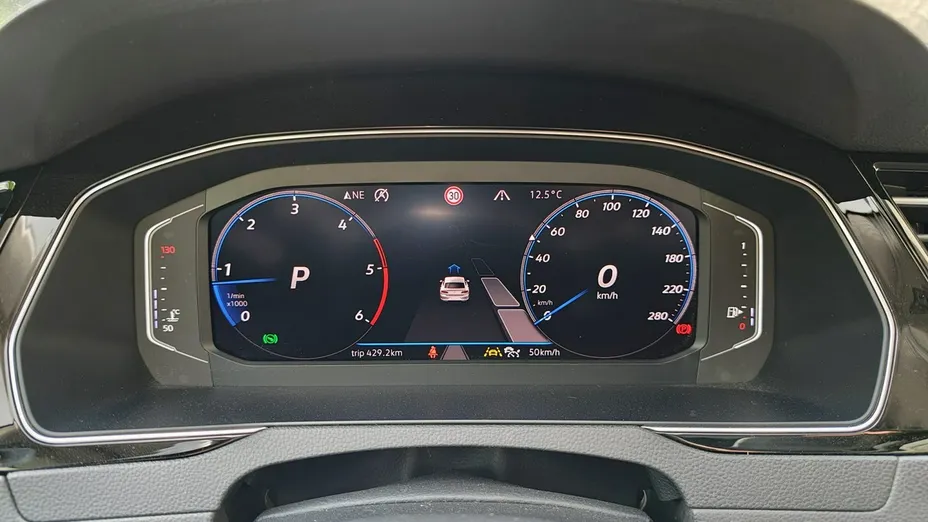 VOLKSWAGEN Arteon -