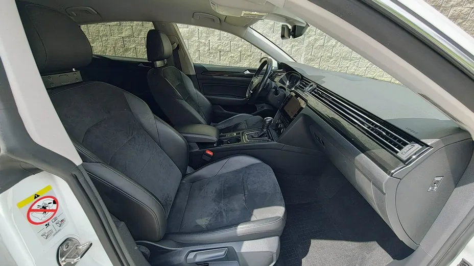 VOLKSWAGEN Arteon -