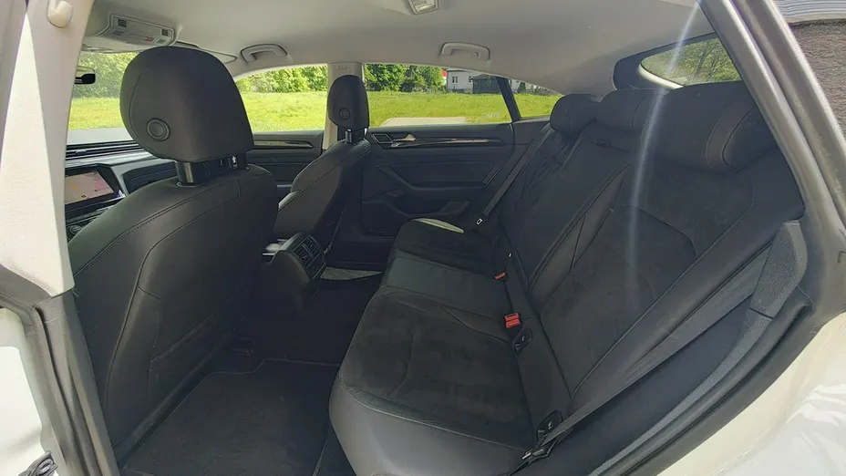 VOLKSWAGEN Arteon -