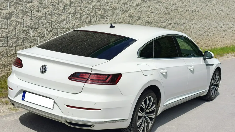 VOLKSWAGEN Arteon -