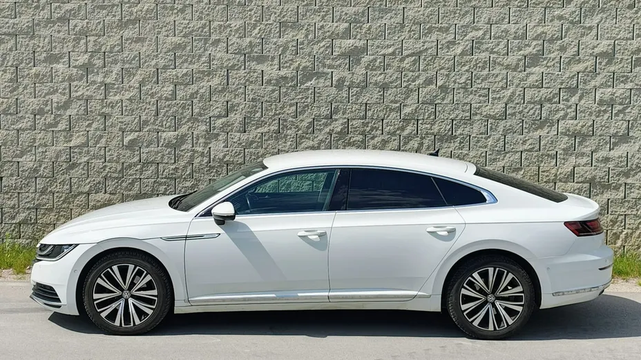 VOLKSWAGEN Arteon -