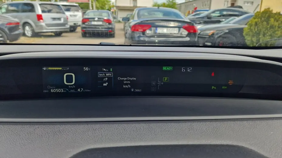 TOYOTA Prius -