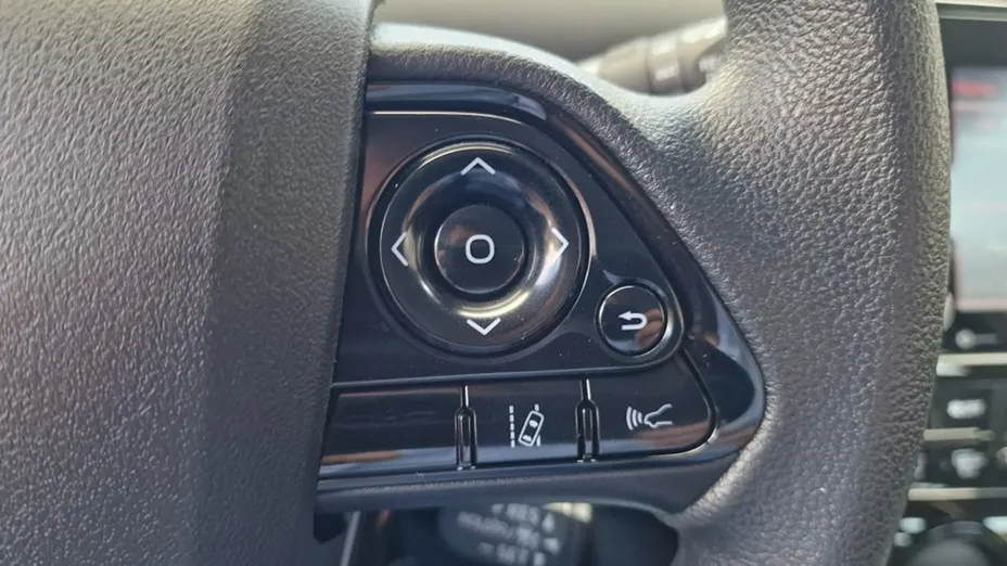 TOYOTA Prius -