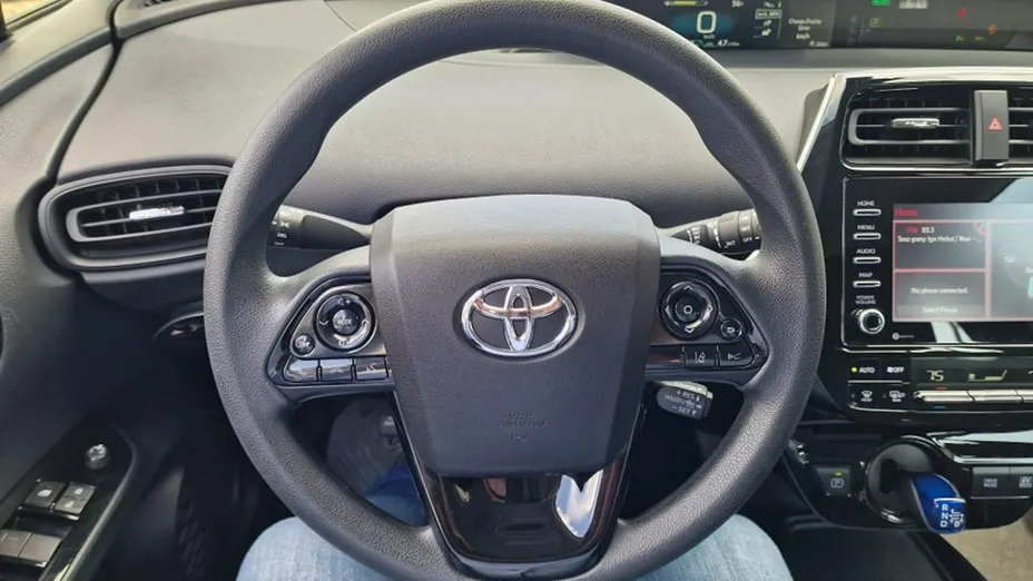 TOYOTA Prius -