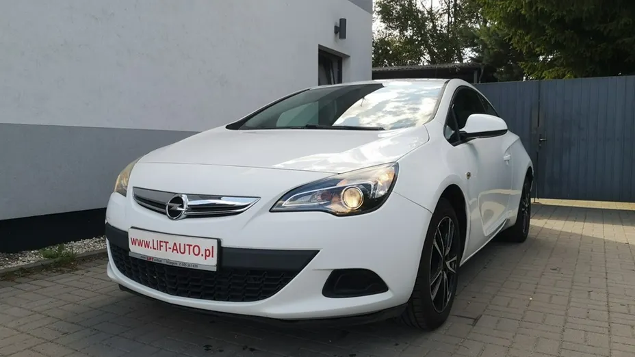 OPEL Astra -