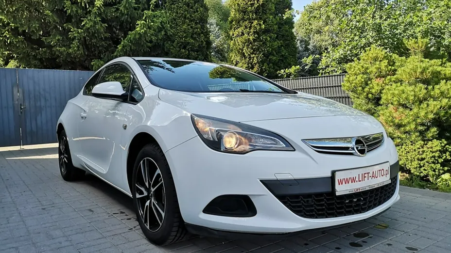 OPEL Astra -