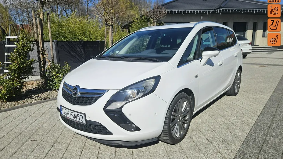 OPEL Zafira -