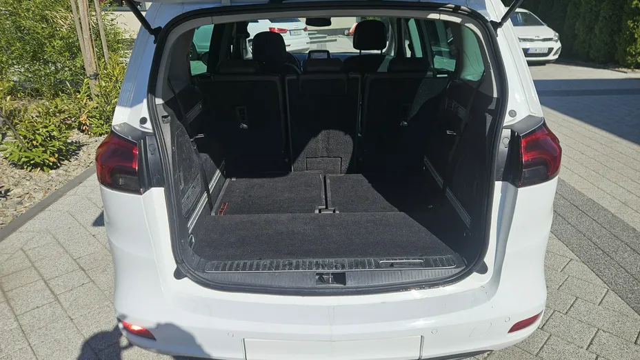 OPEL Zafira -