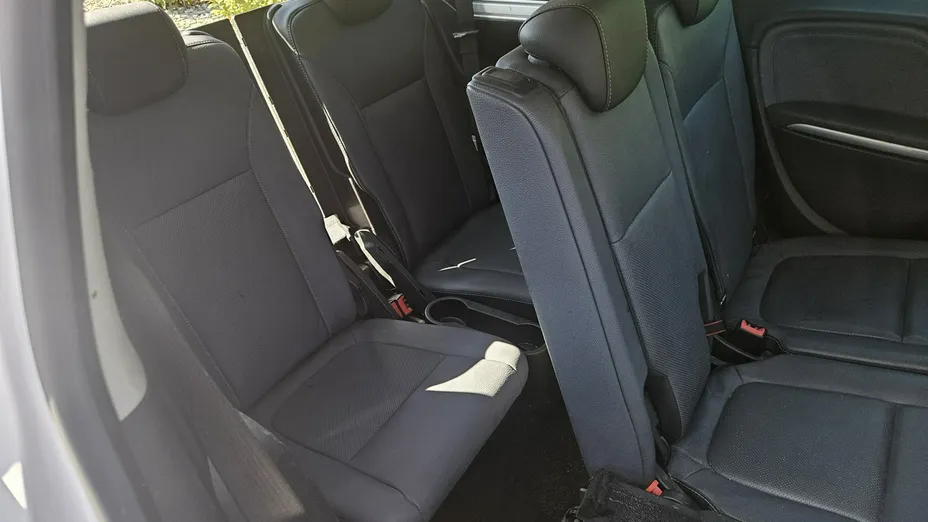 OPEL Zafira -