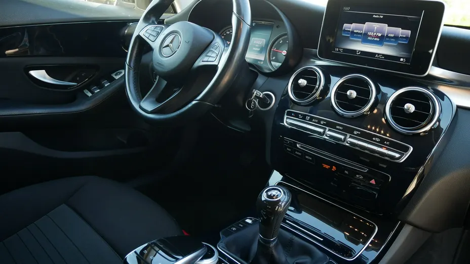 MERCEDES-BENZ C Klasa -