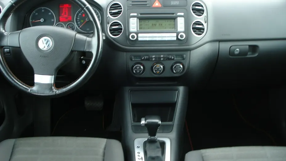 VOLKSWAGEN Golf Plus -