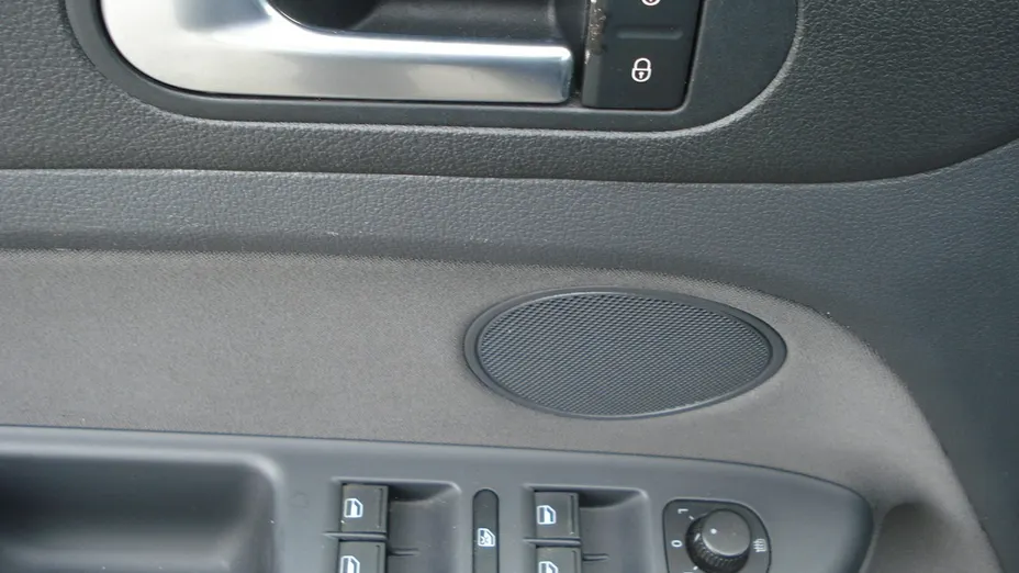 VOLKSWAGEN Golf Plus -