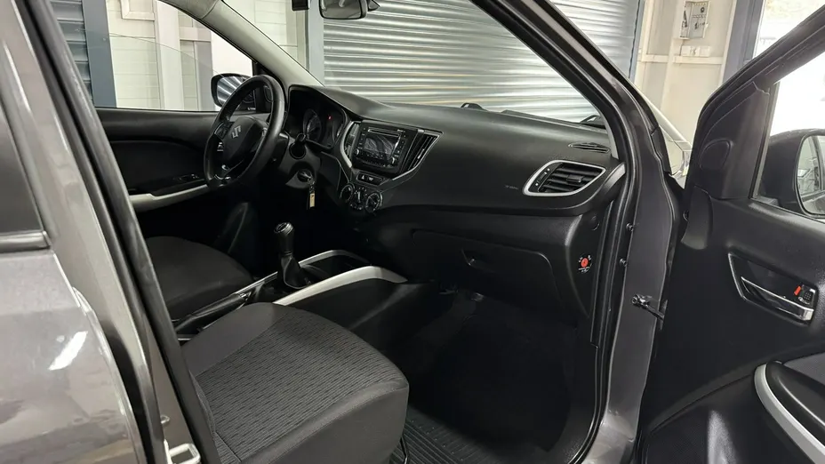 SUZUKI Baleno -