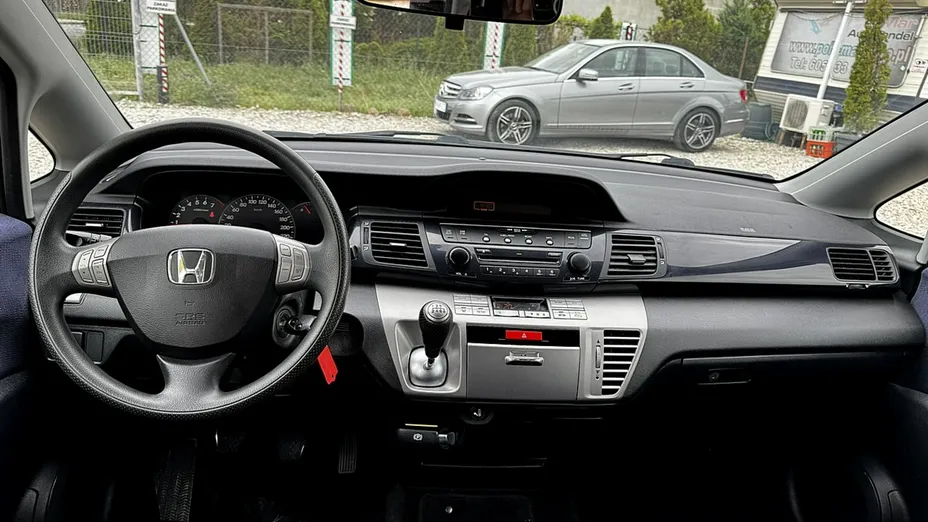 HONDA FR-V -