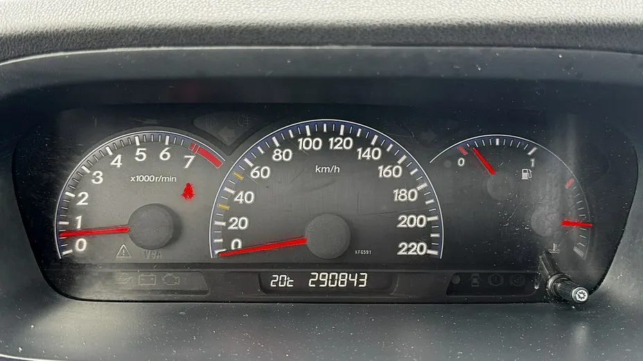 HONDA FR-V -