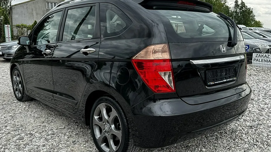 HONDA FR-V -