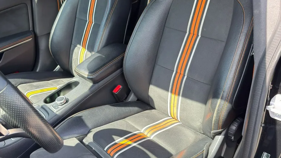 MERCEDES-BENZ CLA -