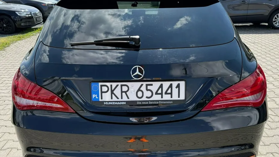 MERCEDES-BENZ CLA -