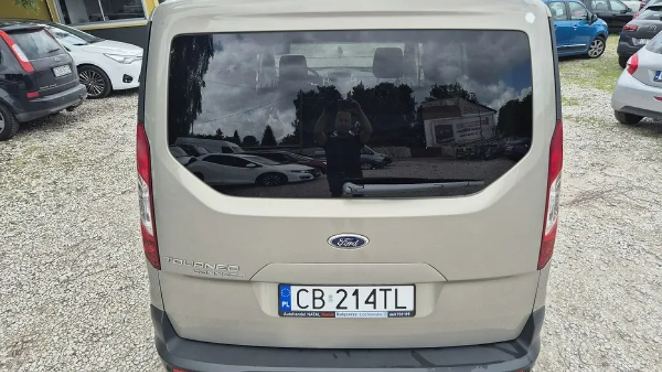 FORD Tourneo Connect -