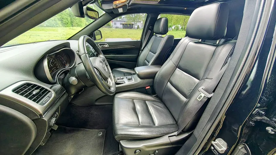 JEEP Grand Cherokee -