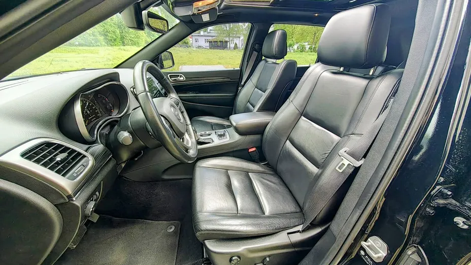 JEEP Grand Cherokee -