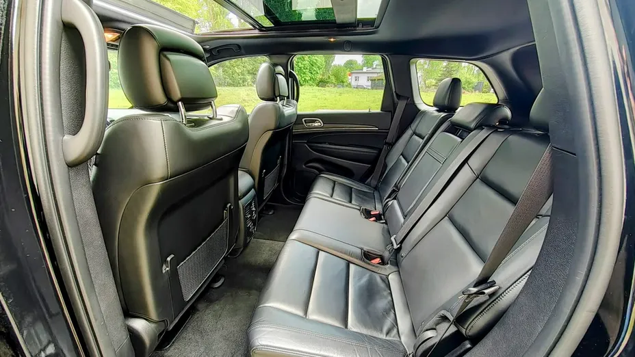 JEEP Grand Cherokee -