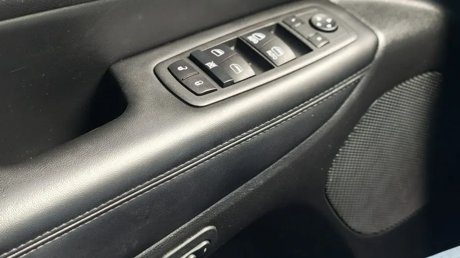 JEEP Grand Cherokee -