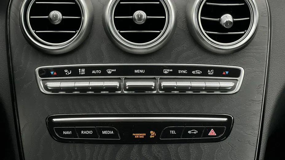 MERCEDES-BENZ C Klasa -