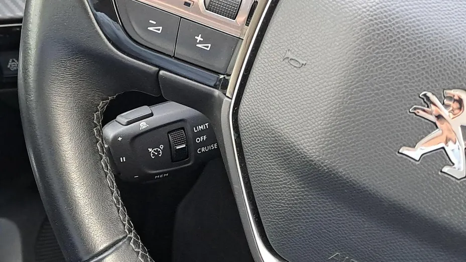 PEUGEOT 508 -