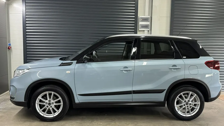 SUZUKI Vitara -