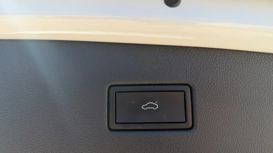 VOLKSWAGEN Tiguan -