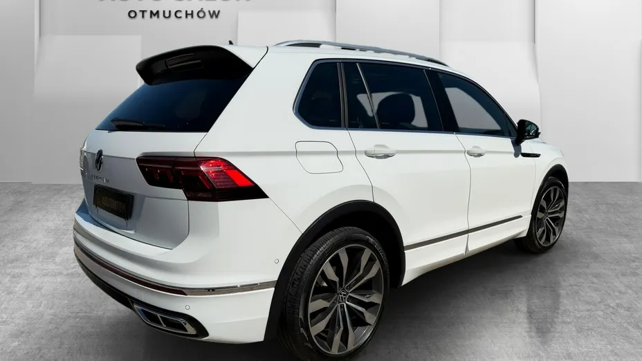 VOLKSWAGEN Tiguan -