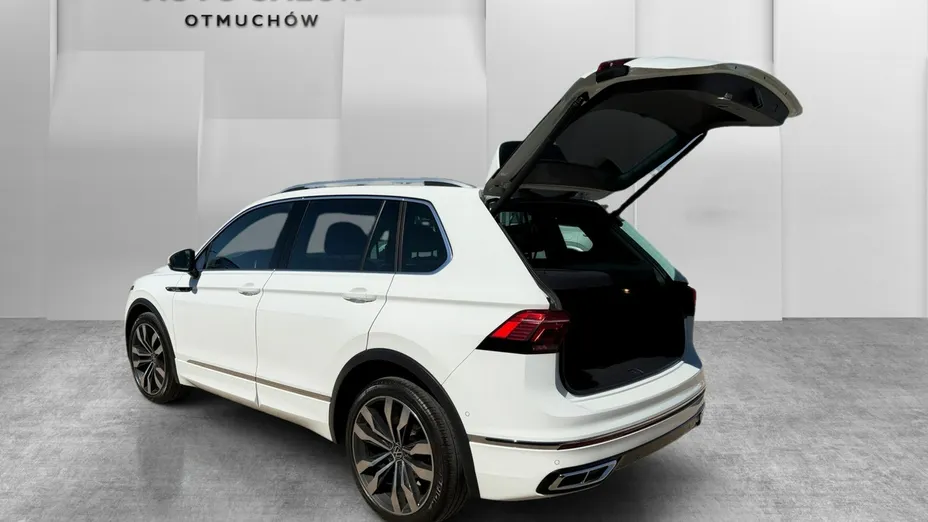 VOLKSWAGEN Tiguan -