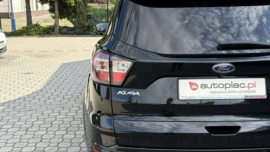 FORD Kuga -