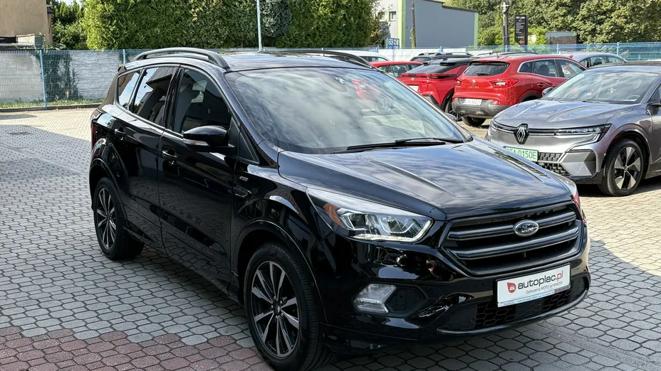 FORD Kuga -