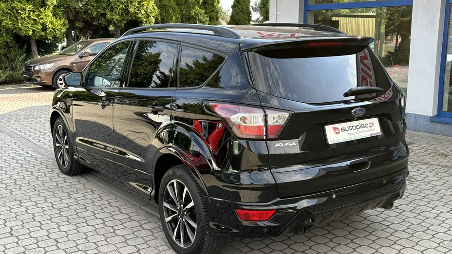 FORD Kuga -
