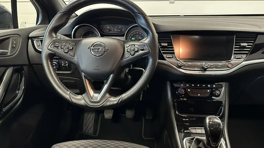 OPEL Astra -