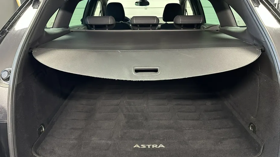 OPEL Astra -