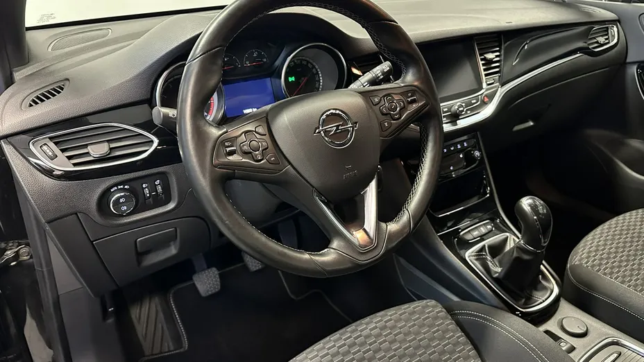 OPEL Astra -