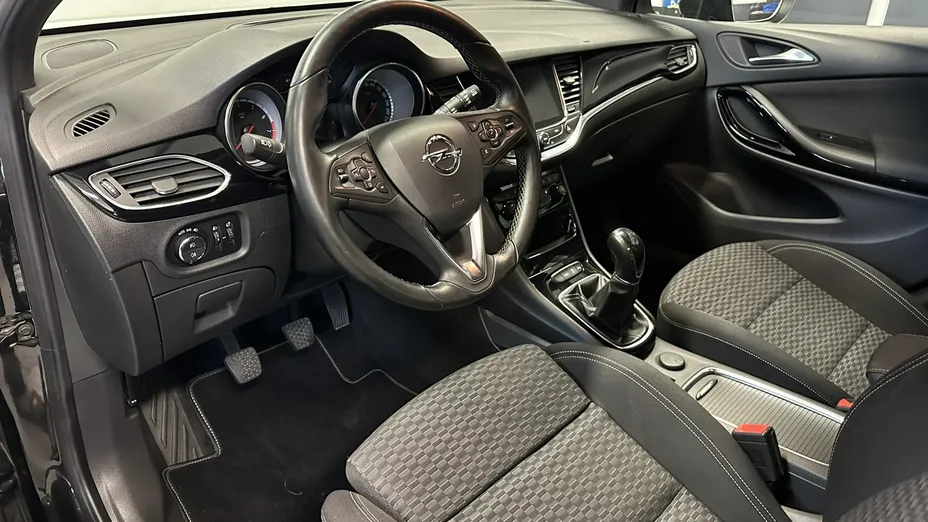 OPEL Astra -