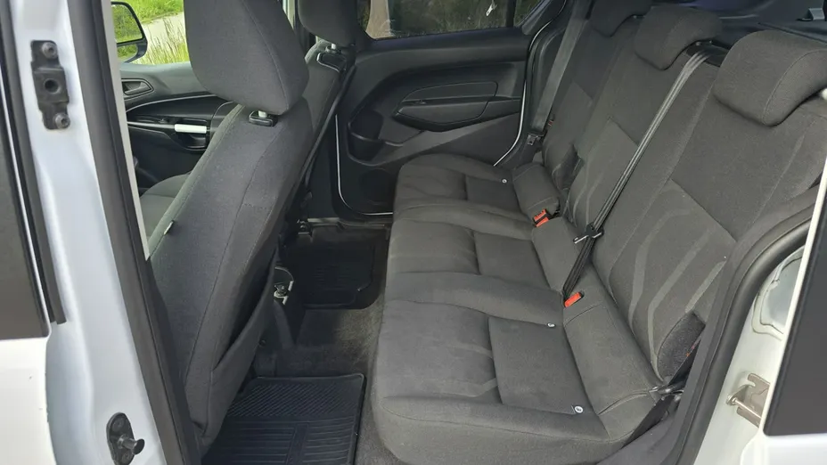 FORD Tourneo Connect -