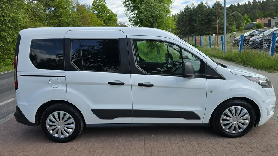 FORD Tourneo Connect -