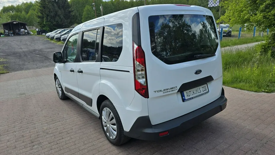 FORD Tourneo Connect -