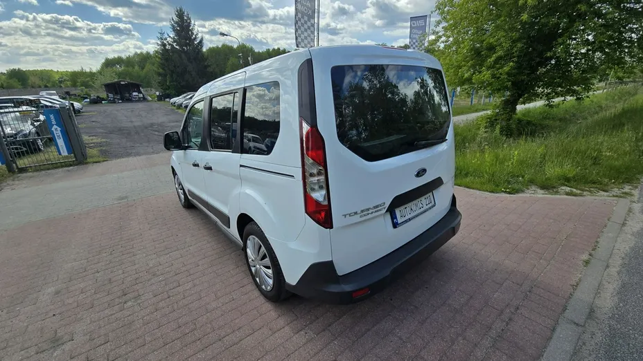 FORD Tourneo Connect -
