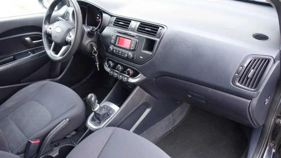 KIA Rio -