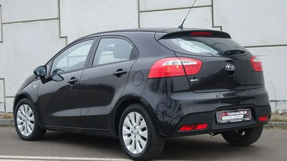 KIA Rio -