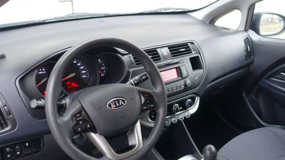 KIA Rio -