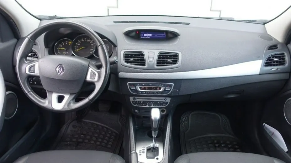 RENAULT Fluence -