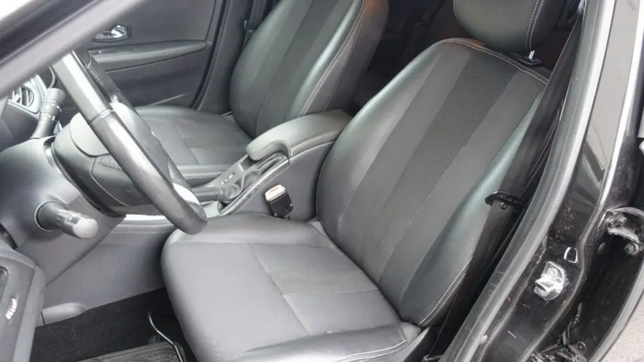 RENAULT Fluence -